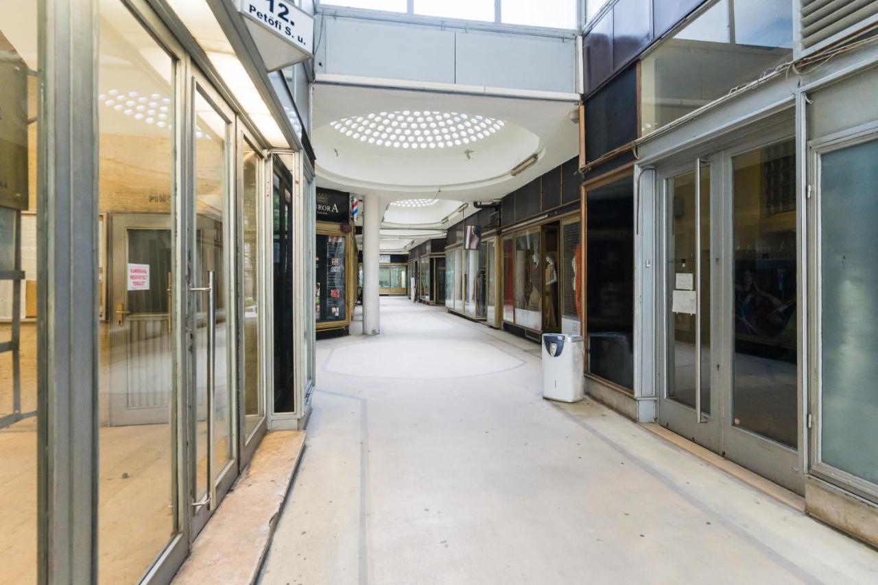 Cheerful Studio Budapest Downtown 外观 照片